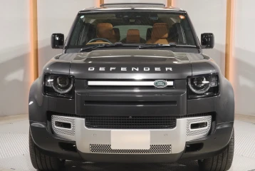 Land Rover Defender D300 First Edition, 2023