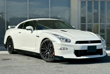 Nissan GT-R Pure Edition, 2024