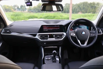 BMW 3 series 318i, 2021