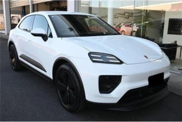 Porsche Macan 96 kWh, 2025