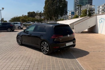 Volkswagen Golf R, 2018