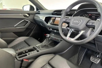 Audi RS Q3 TFSI quattro S tronic, 2024