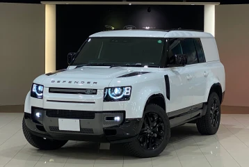 Land Rover Defender D300 X-Dynamic SE, 2024