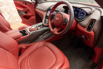 Aston Martin DBX Base, 2022