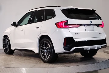 BMW iX1 eDrive20 M Sport, 2025