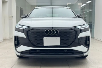 Audi Q4 e-tron 40 e-tron S line, 2025