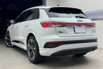 Audi Q4 e-tron 40 e-tron S line, 2025