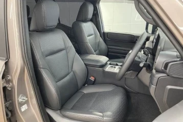 Toyota Land Cruiser 250 VX, 2025