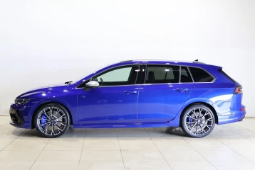 Volkswagen Golf Variant R Advance, 2025