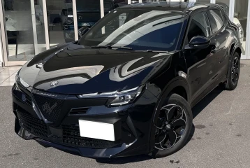 Alfa Romeo Junior VGT eDCT6 Ibrida Speciale, 2025