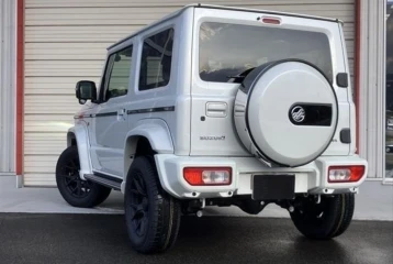 Suzuki Jimny Sierra JC, 2025