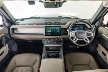 Land Rover Defender D300 Turbo, 2021