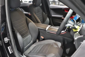 Mercedes C-class C200, 2025