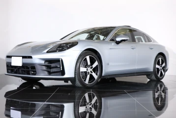 Porsche Panamera PDK, 2024