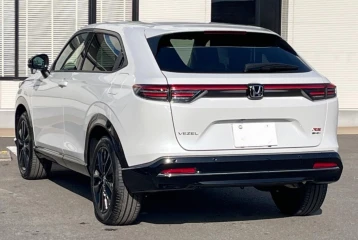 Honda Vezel e:HEV RS, 2025