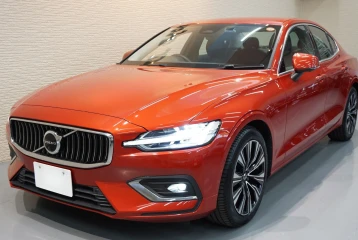 Volvo S60 Ultimate B4, 2023
