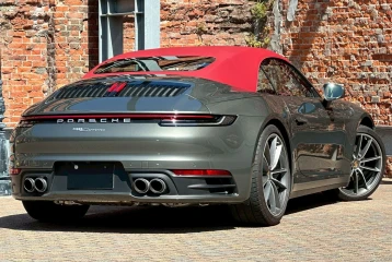 Porsche 911 PDK Carrera Cabriolet, 2023