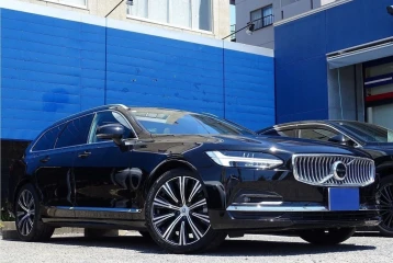 Volvo V90 Ultimate B5, 2023