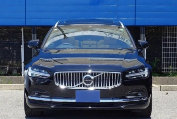 Volvo V90 Ultimate B5, 2023