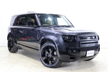 Land Rover Defender V8 P525, 2023