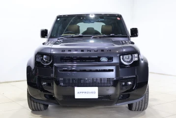 Land Rover Defender V8 P525, 2023