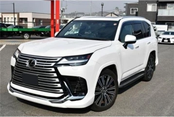 Lexus LX 600 7-seater, 2023