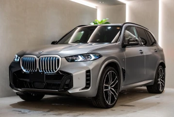 BMW X5 xDrive 40d M Sport, 2025