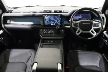 Land Rover Defender D300 Turbo, 2022