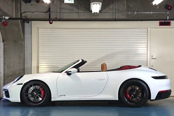 Porsche 911 PDK Carrera GTS Cabriolet, 2024