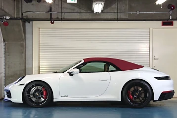 Porsche 911 PDK Carrera GTS Cabriolet, 2024