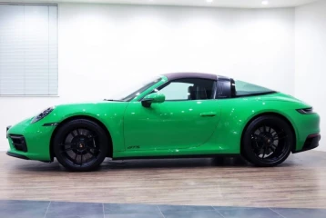 Porsche 911 PDK Targa 4 GTS, 2023