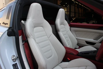 Porsche 911 PDK Carrera 4 GTS Targa, 2025