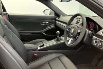 Porsche Cayman , 2024