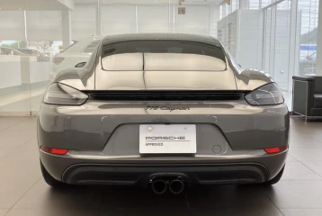 Porsche Cayman , 2024