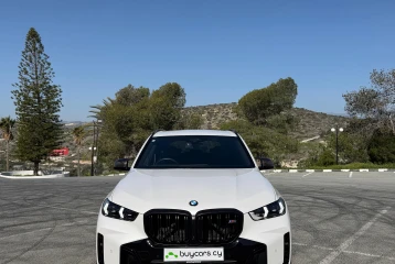 BMW X5 M60i, 2024