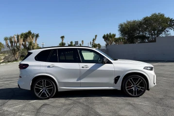 BMW X5 M60i, 2024