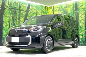 Toyota Sienta Z 7-Seater, 2025