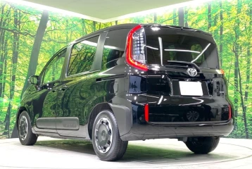 Toyota Sienta Z 7-Seater, 2025