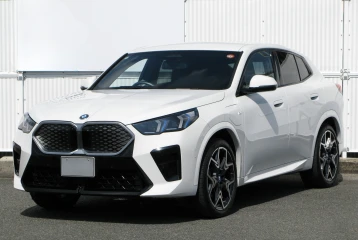 BMW iX2 xDrive 30 M Sport, 2024