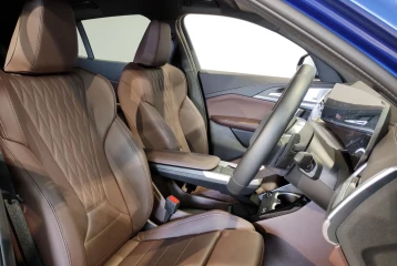 BMW X2 xDrive 20i M Sport, 2025