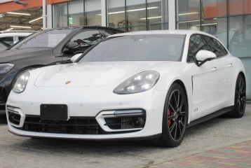 Porsche Panamera Sport Turismo GTS PDK, 2023