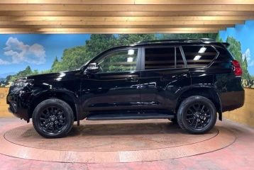 Toyota Land Cruiser Prado TX L Package, 2023
