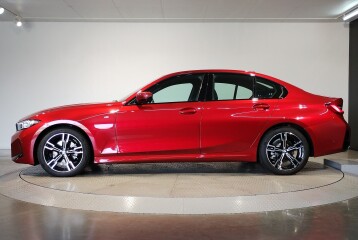 BMW 3 series 320i M Sport, 2025