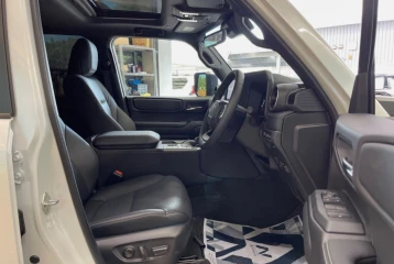 Toyota Land Cruiser 250 VX, 2025
