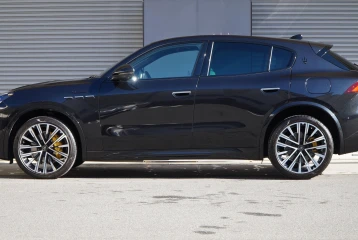 Maserati Grecale Modena, 2024