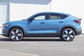 Volvo C40 78 kWh AWD Recharge Pure Electric Ultimate, 2022