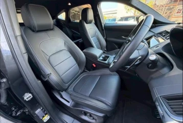 Jaguar E-Pace R-Dynamic SE, 2024