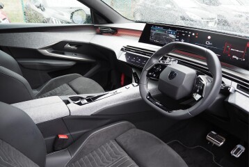 Peugeot 3008 GT, 2025