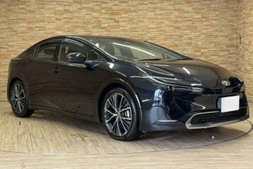 Toyota Prius Z, 2025