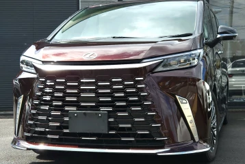 Lexus LM 500h Version L, 2025